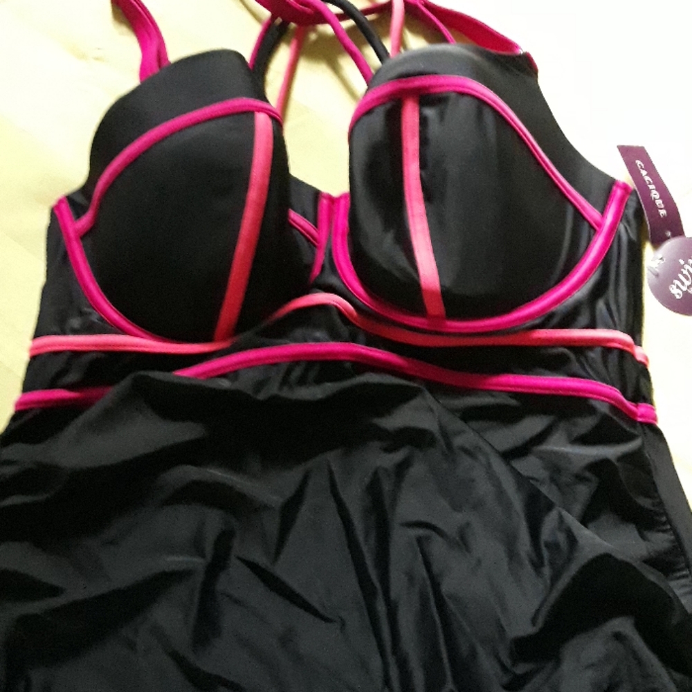 Cacique swim top!